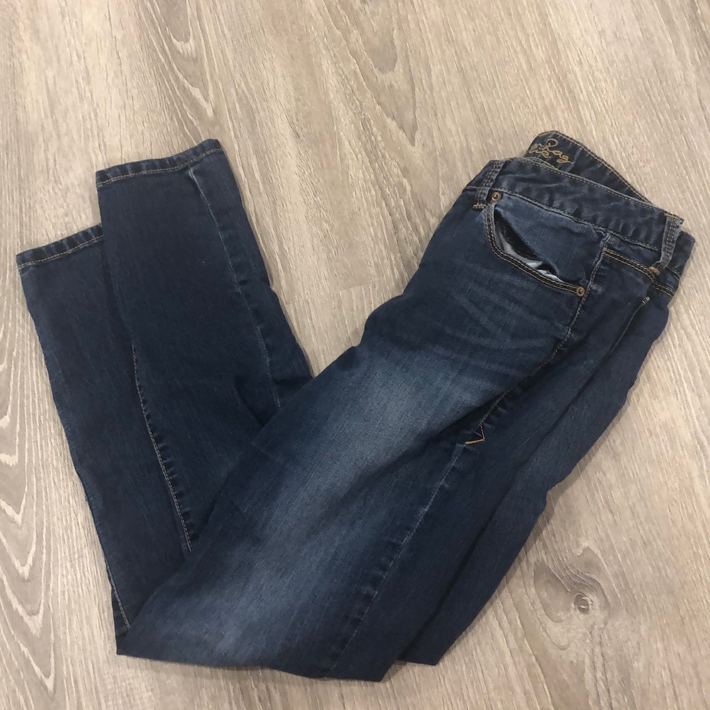 American Rag Jeans - Picture 3 of 3